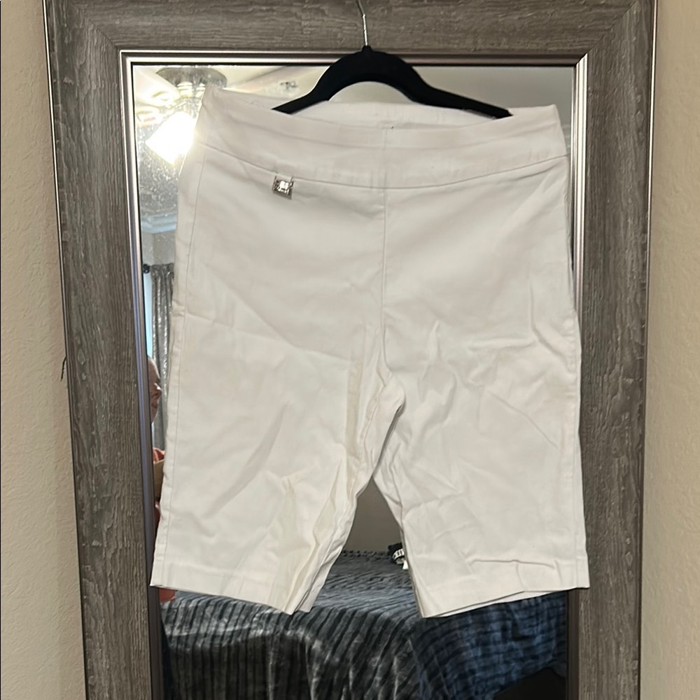 Premise White Bermuda Shorts